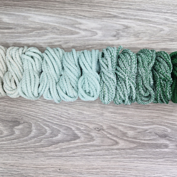 Шнур полиэфирный 5мм с сердечником ГРАДИЕНТ Айвори- Мята-Изумруд - Шнуры для рукоделия
