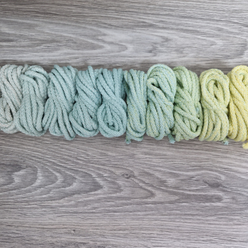 Шнур полиэфирный 5мм с сердечником ГРАДИЕНТ Айвори- Мята-Светло Желтый - Шнуры для рукоделия