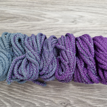 Шнур полиэфирный 5мм с сердечником ГРАДИЕНТ Дымчатый -Сирень - Шнуры для рукоделия