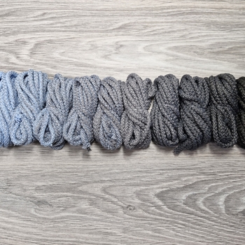 Шнур 5мм с сердечником ГРАДИЕНТ Нежно-голубой-Серый-Асфальт-Графит - Шнуры для рукоделия