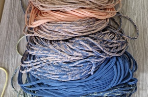 sv-zheltyy-denim-rozovyy-seryy.jpg
